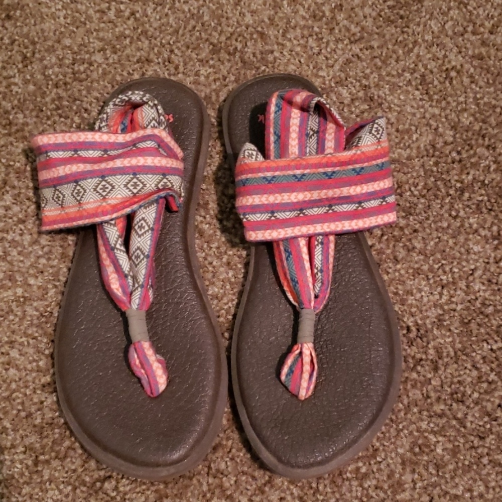 Sanuk sandals